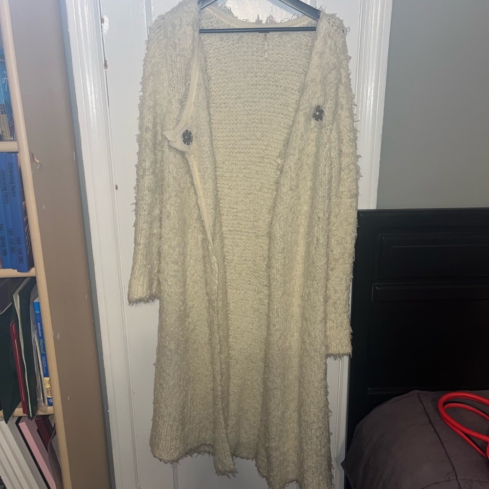 FREE PEOPLE long cream cardigan